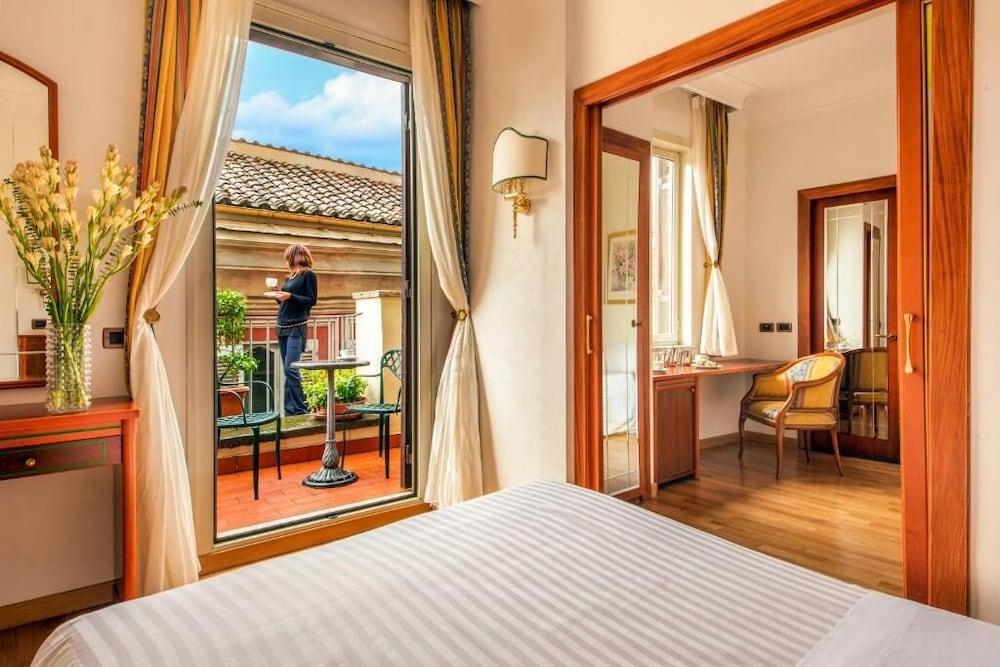 Hotel Regno Рим Екстериор снимка
