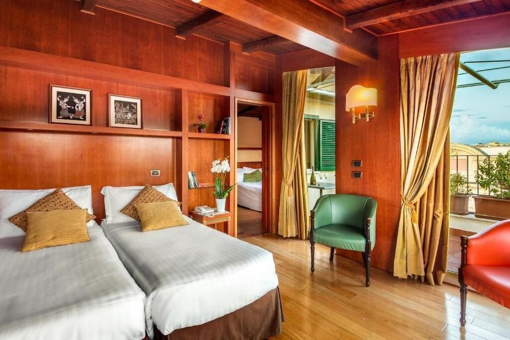 Hotel Regno Рим Екстериор снимка