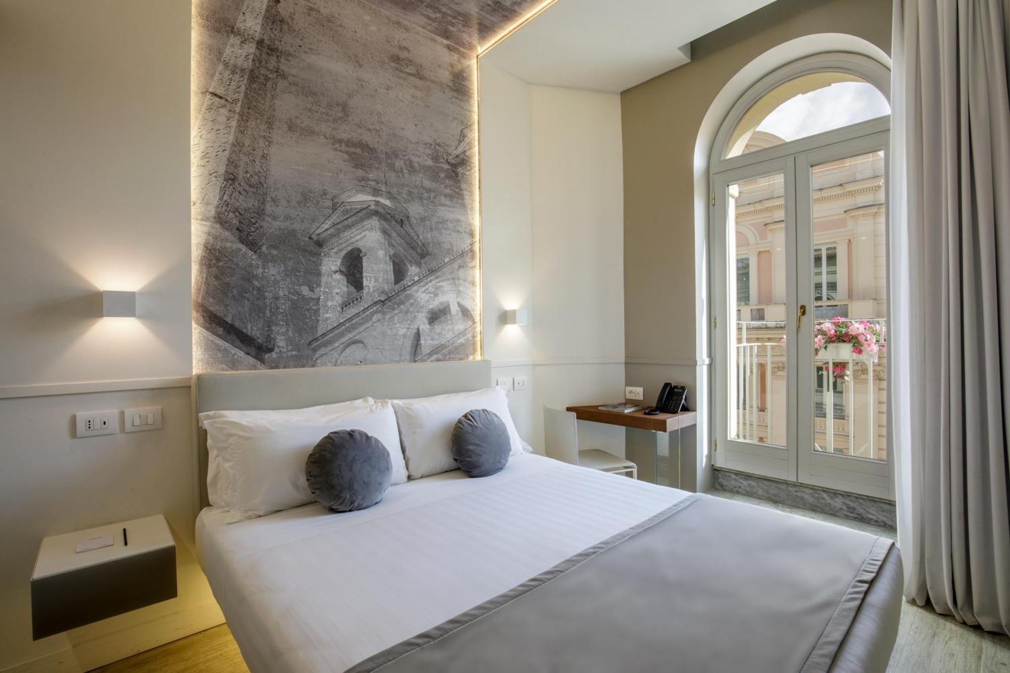 Hotel Regno Рим Екстериор снимка
